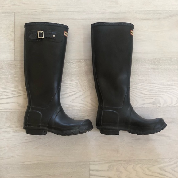 Hunter Original Tall Matte Black Waterproof Rain Boots - Picture 13 of 16